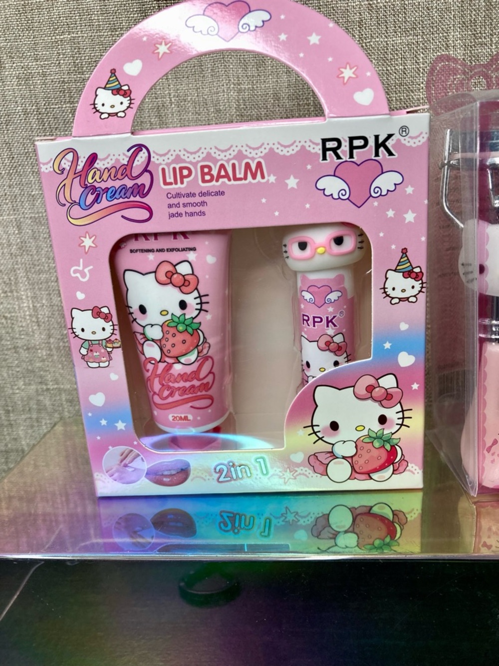 Hello Kitty Bundle - Picture 2 of 10